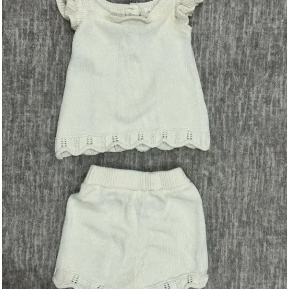 Nicole Miller Baby White Knit Floral Set with Ruffles - Picture 2 of 2